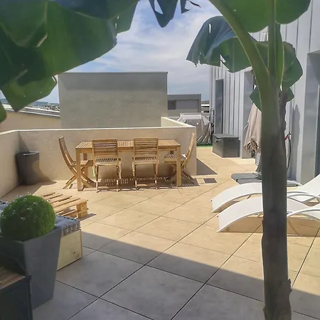 Superbe , Rooftop Et Jacuzzi Privatif * Saint-Jean-de-Vedas